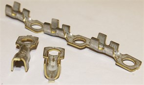 047-04 Наконечник под болт Ø6 под провод сечения 4-6мм2 (14 шт, россыпь) 2592